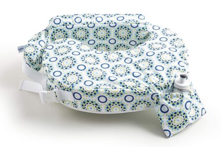 9 Nursing Pillows to Make Breastfeeding Easier - Motherly