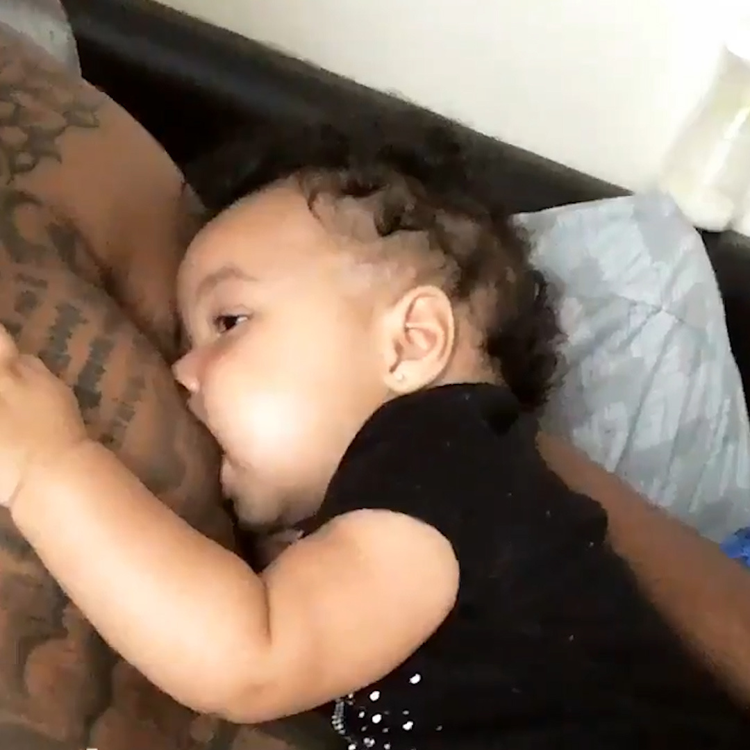 Breastfeeding' dad video goes viral and we're here for it 👏