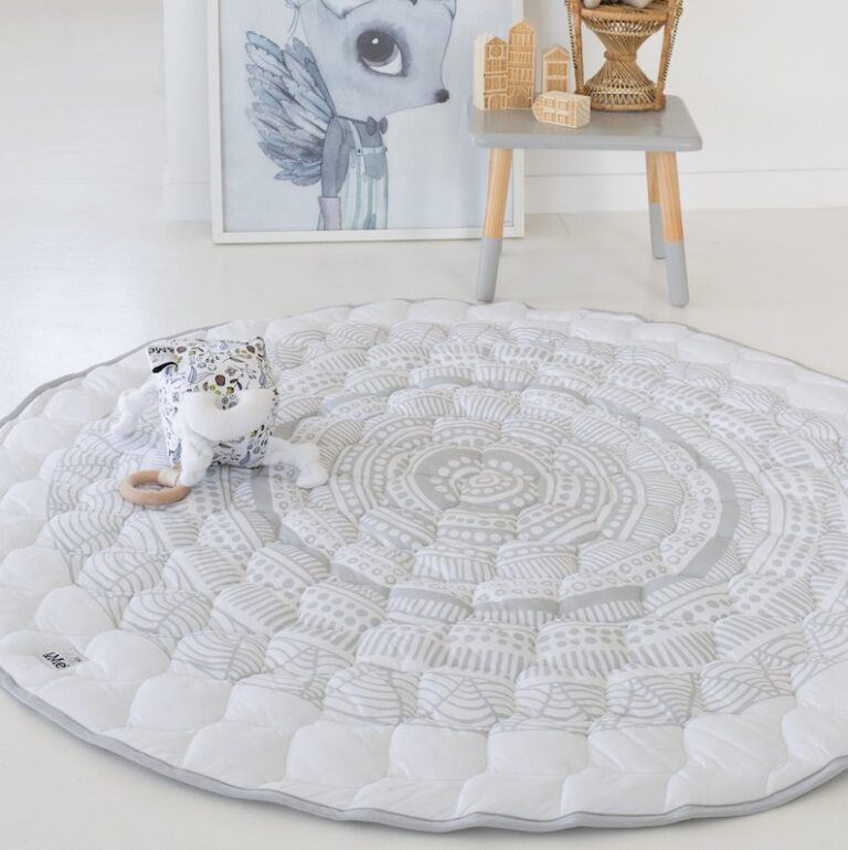 white play mat