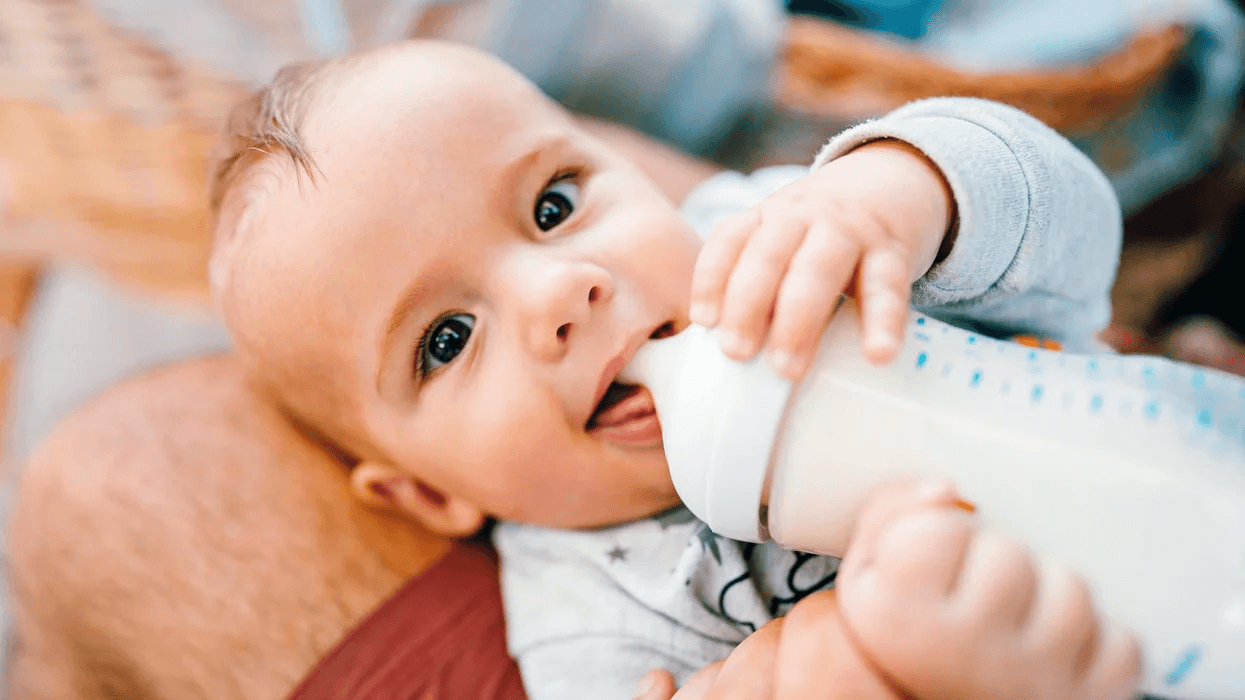 Introducing bottle to breastfed store baby at 4 months