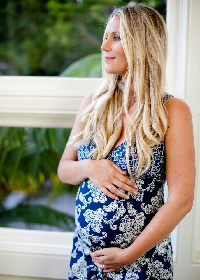 Cassandra Curtis' Pregnancy Style Motherly