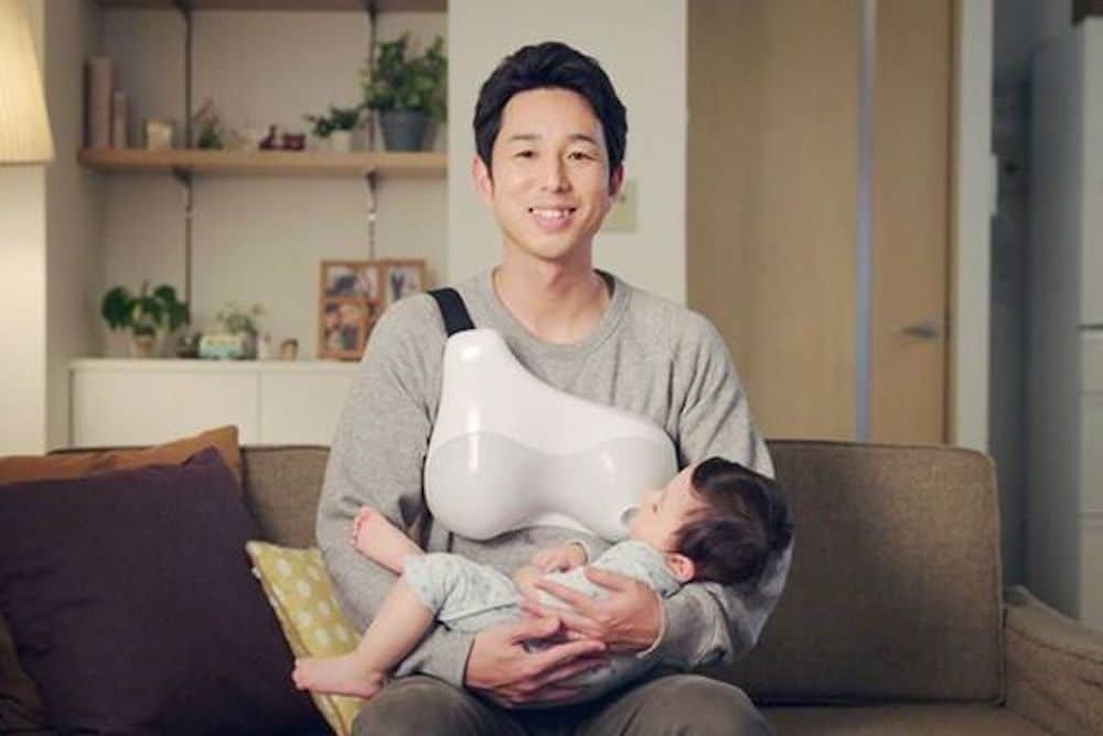 Male Breastfeeding Device Shows Breastfeeding Dads Are Possible