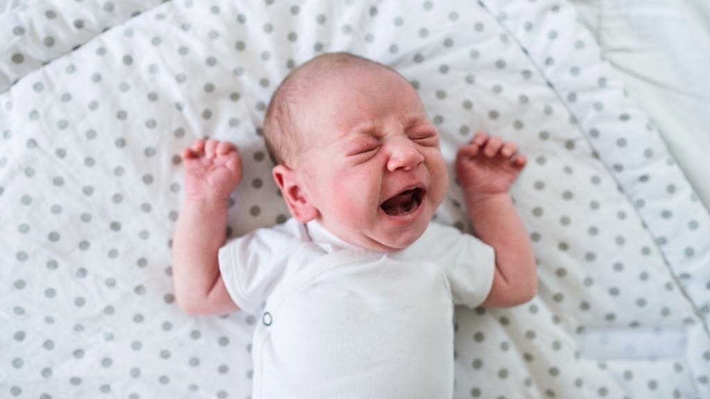 Colic 101: What It Is & What you can do to Make it Better - Motherly