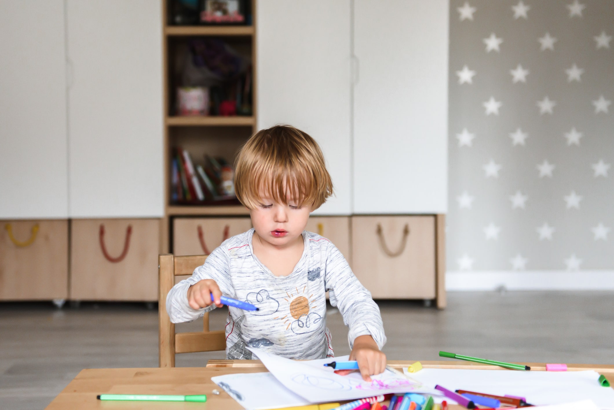 Using BIG Paper to Unleash Creativity in children