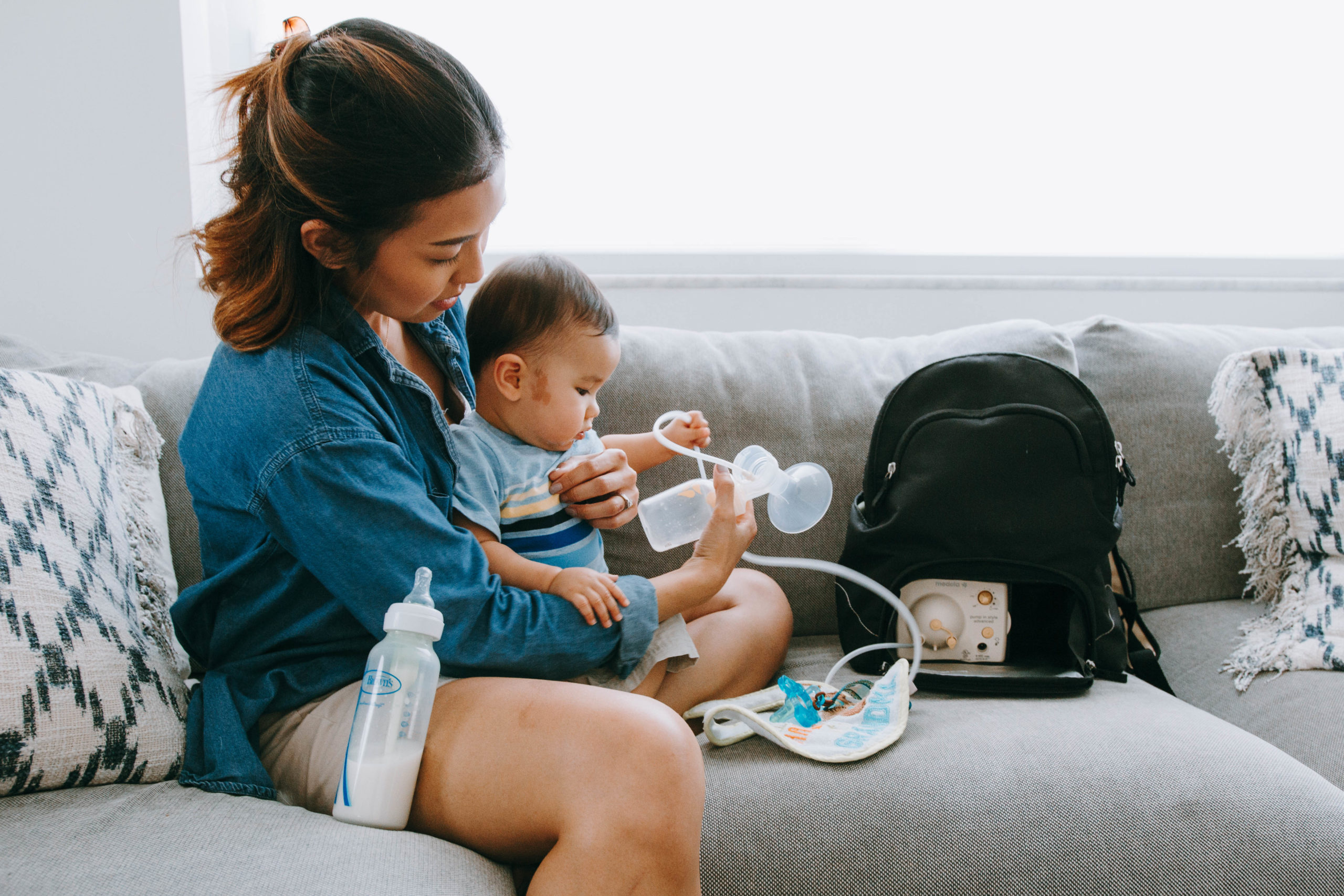 12 Best Breastmilk Cooler Bags For All Lifestyles - Motherly