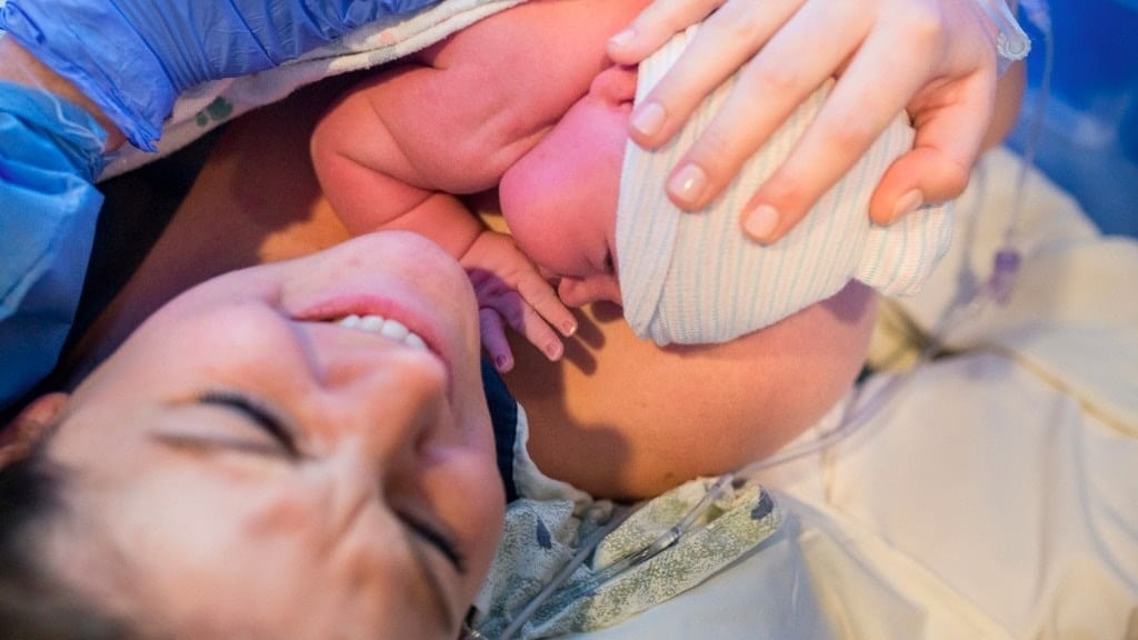 16 Moms Opened Up About What C-Section Births Are Really Like And They Are  True Superwomen