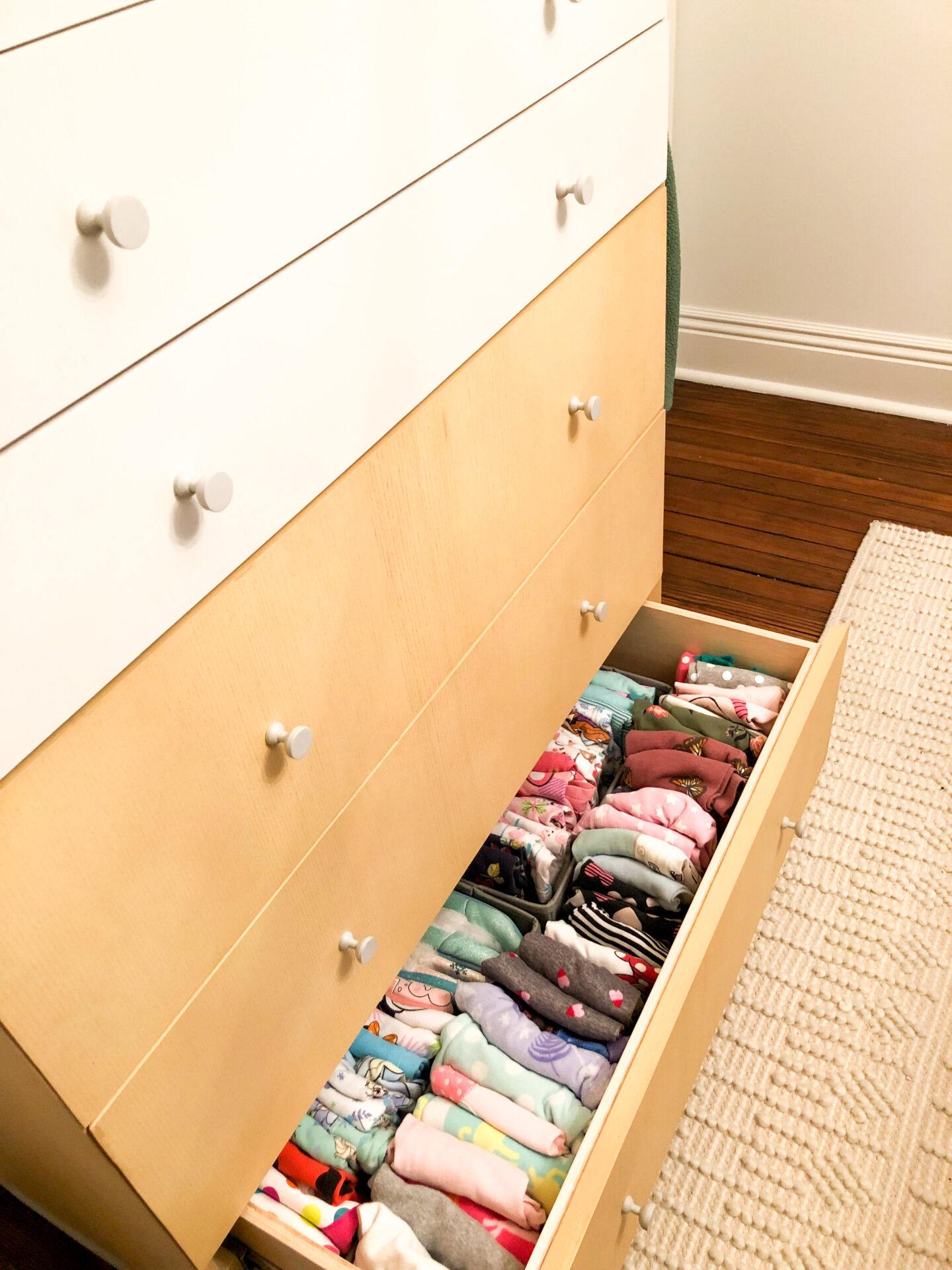 Transition closet from baby to kid