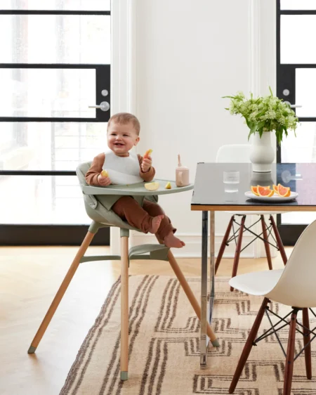 Lalo High Chair in Coconut