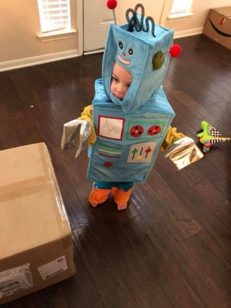 34 Adorable Kid Halloween Costumes 2022 - Motherly