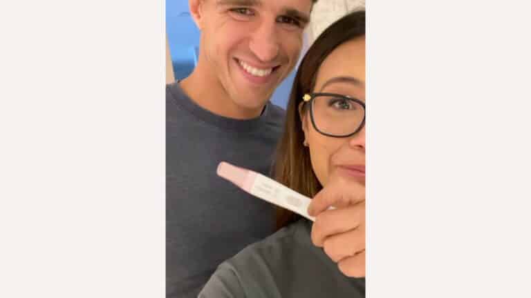 Gina Rodriguez holding pregnancy test