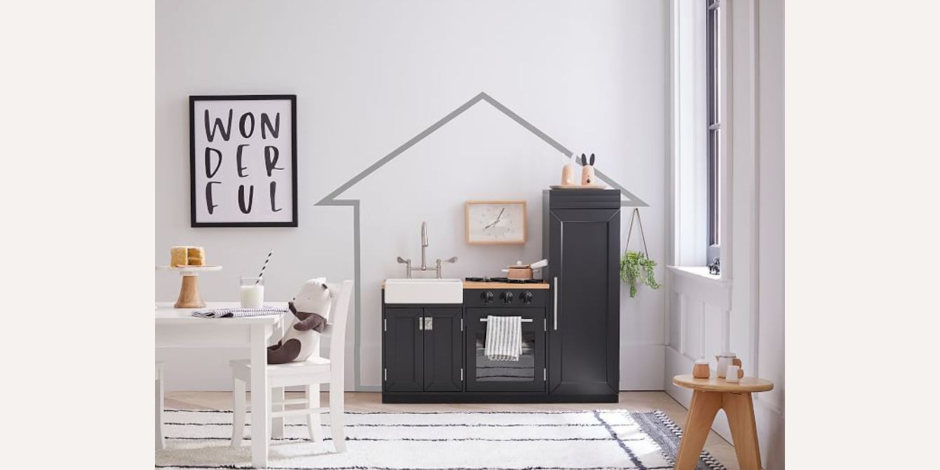 Play kitchen in a play room - Best play kitchens