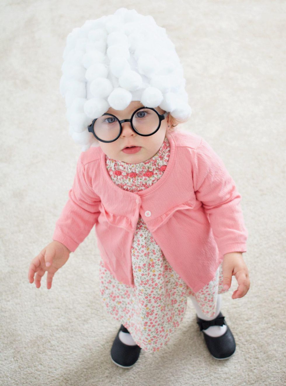 https://www.mother.ly/wp-content/uploads/legacy-images/25-adorable-costumes-for-your-babys-first-halloween-5.jpg