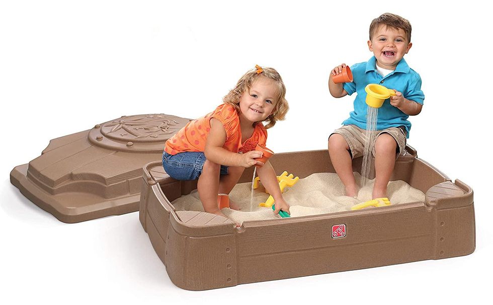 Step 2 play and store sandbox with cover