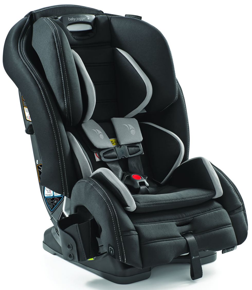 https://www.mother.ly/wp-content/uploads/legacy-images/its-possible-to-use-just-one-car-seat-as-your-child-grows-heres-how-1.jpg