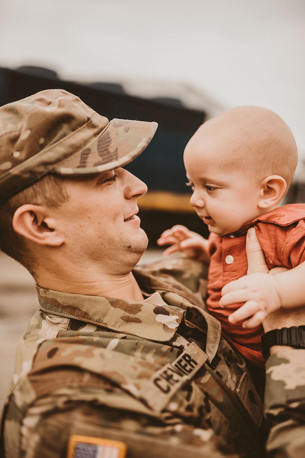 military dad and babys first meeting viral photos 2 Motherly