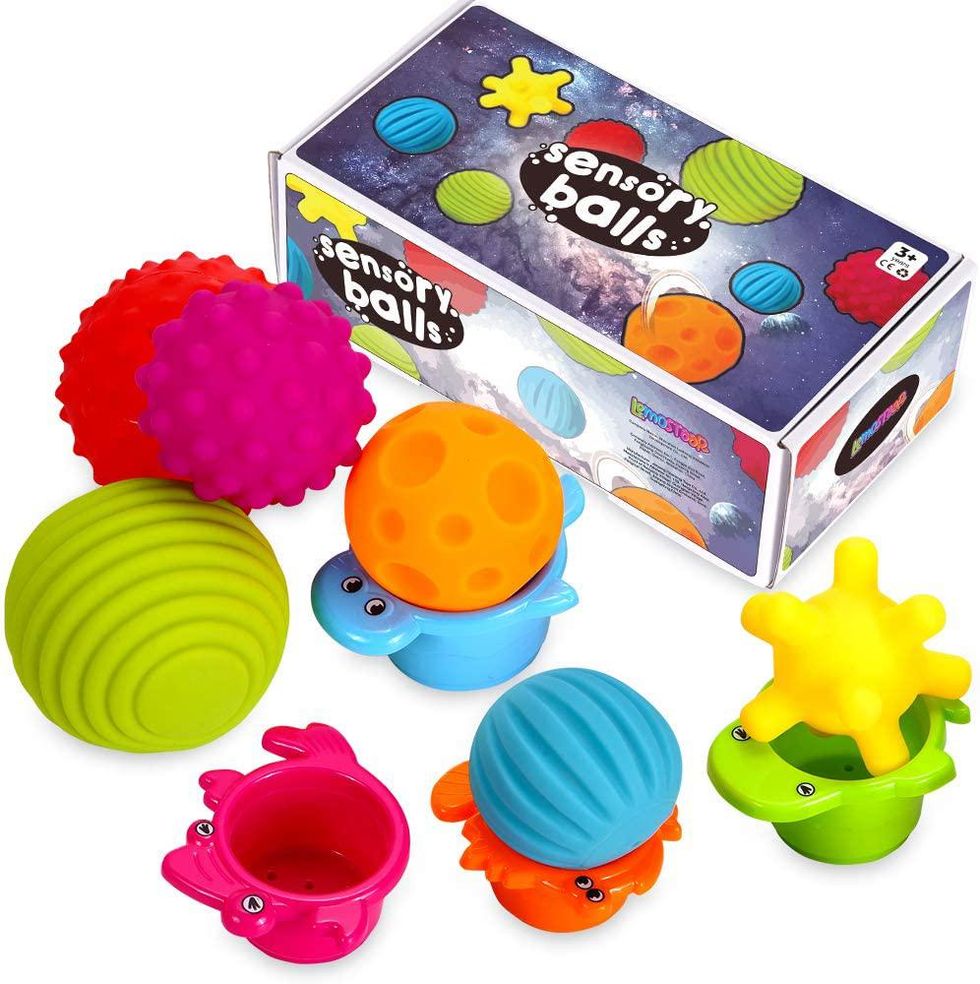 12 Sensory Toys To Stimulate Your 1 Year Old According To A Child