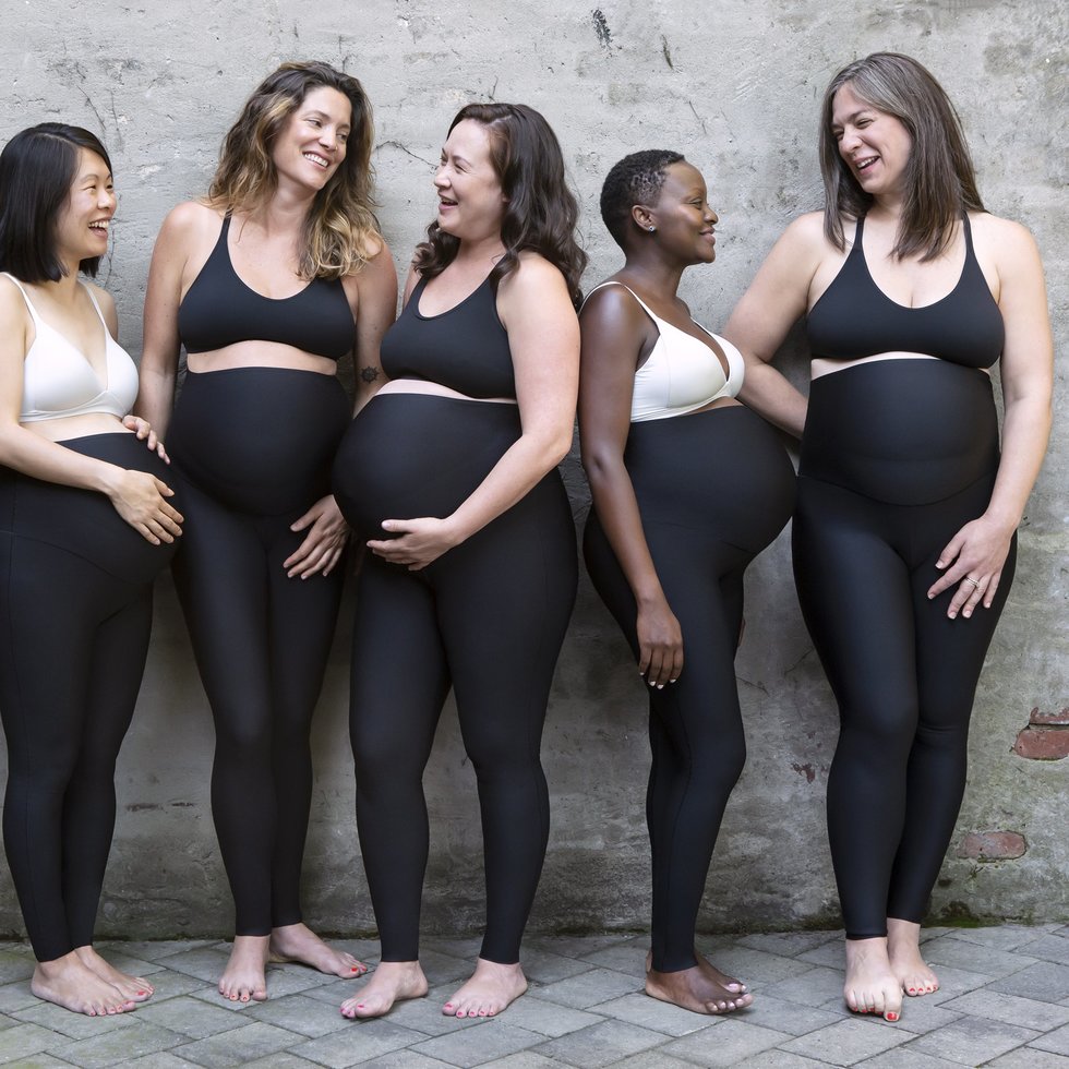 SPANX Mama Short Maternity Shapewear Supports Craddles Tummy Black