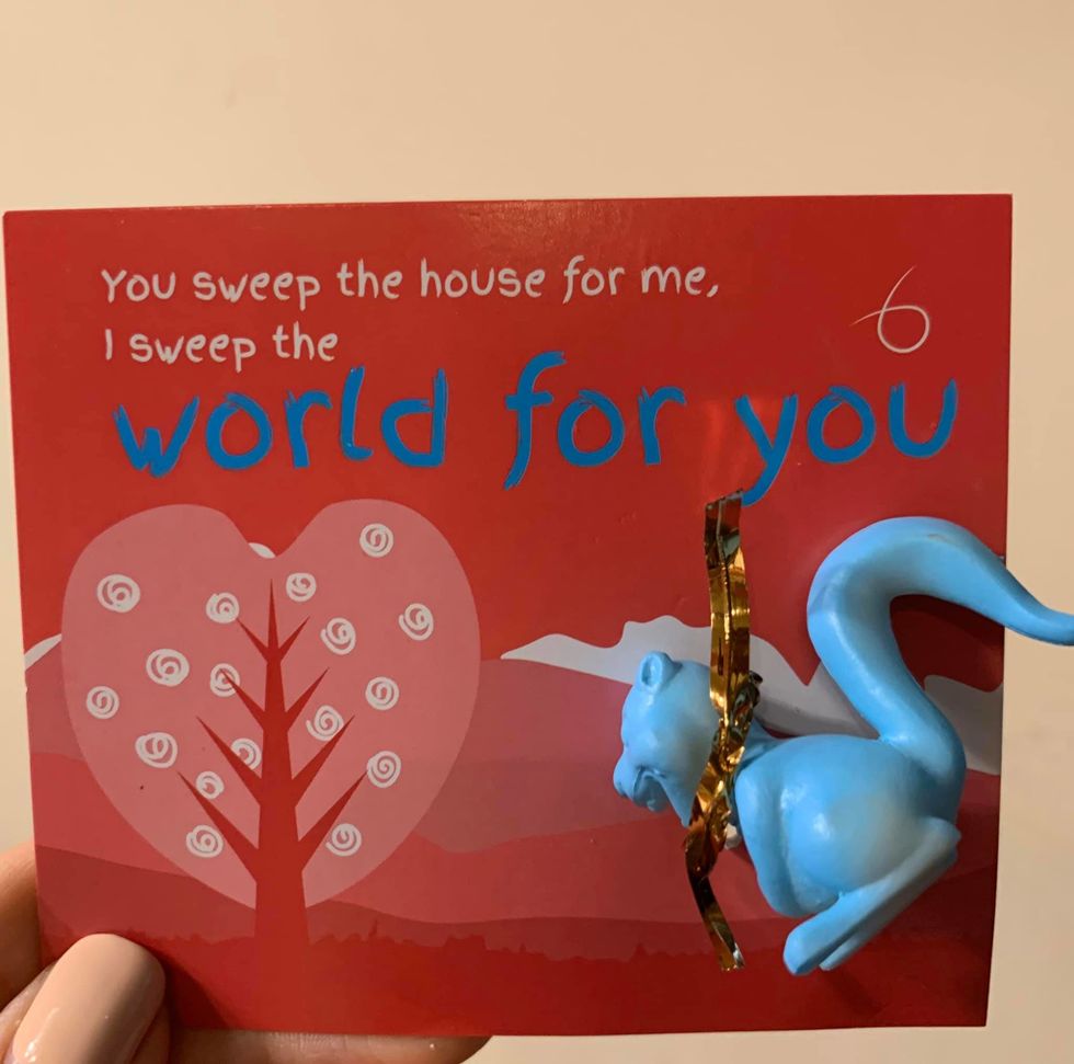 Weird Little Valentine's Day Cards – Legboot