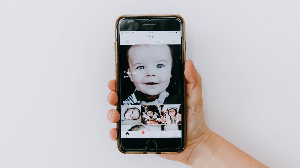 FamilyAlbum  The Best Photo-Sharing App for Families